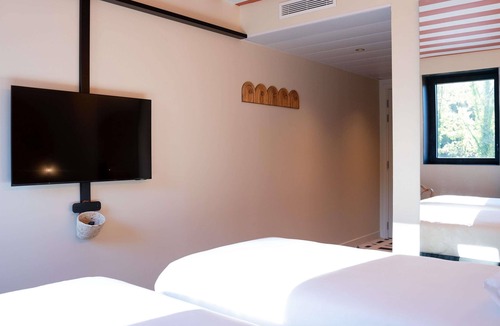 Montauban Hotel | Ibis Styles Montauban