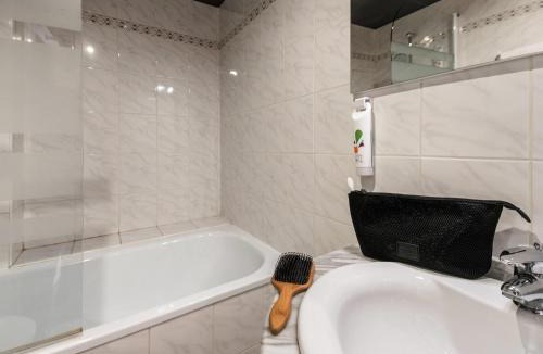 Moulins Hotel | ibis Styles Moulins Centre