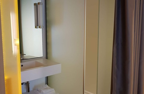 Reze Hotel | ibis Styles Nantes Rezé Aéroport