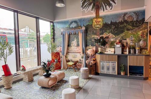 Quartier Administrations Hotel | ibis Styles Nimes Gare Centre