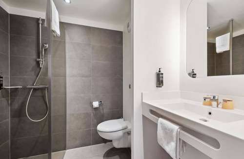 Tremblay-les-Gonesse Hotel | Ibis Styles Paris Charles de Gaulle Airport