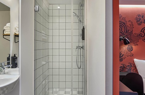 10th Arrondissement Hotel | Ibis Styles Paris Gare de l'Est Magenta