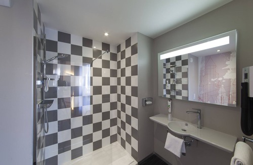 Poitiers Hotel | Ibis Styles Poitiers Centre