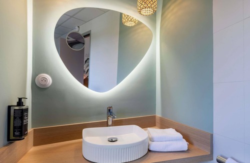 Pontivy Hotel | ibis Styles Pontivy Centre Bretagne