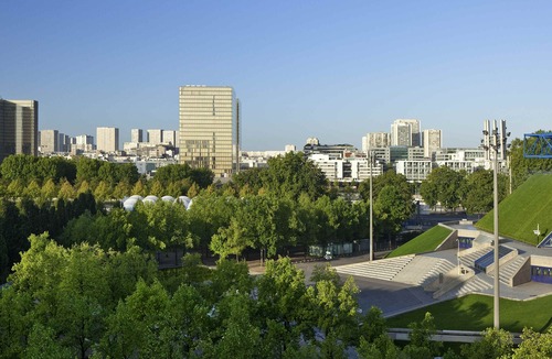 Puteaux Hotel | Ibis Styles Puteaux Paris La Defense
