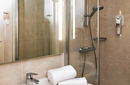 Barentin Hotel | ibis Styles Rouen Nord Barentin