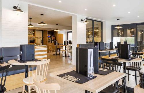 Val-de-Reuil Hotel | ibis Styles Rouen Val De Reuil