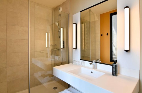 Saint-Nazaire Hotel | ibis Styles Saint Nazaire Centre Gare