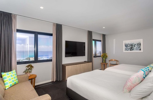 Long Jetty Hotel | ibis Styles The Entrance