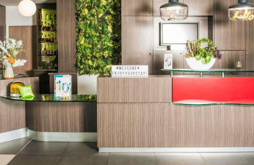 Pont des Demoiselles-Montaudran-La Terrasse Hotel | ibis Styles Toulouse Cite Espace