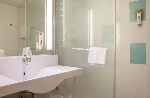 Chambray-les-Tours Hotel | ibis Styles Tours Sud