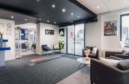 Vannes Hotel | ibis Styles Vannes Gare Centre