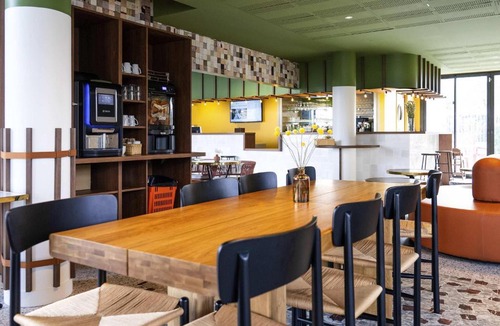 Saint-Cyr-l'Ecole Hotel | ibis Styles Versailles Saint Quentin en Yvelines