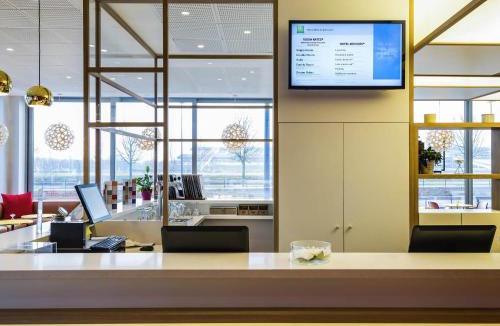 Guyancourt Hotel | ibis Styles Versailles Guyancourt