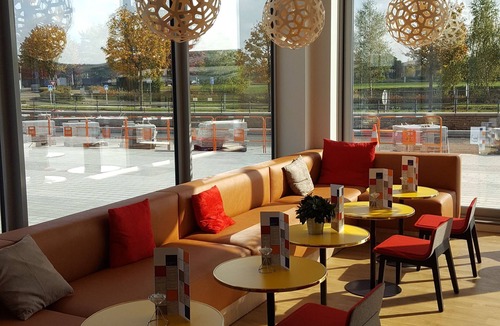 Guyancourt Hotel | ibis Styles Versailles Guyancourt