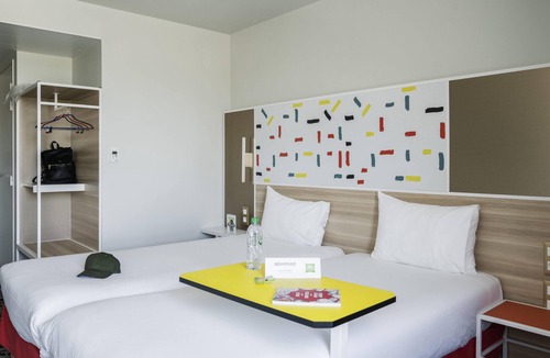 Guyancourt Hotel | ibis Styles Versailles Guyancourt