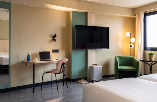 La Magdalena Hotel | ibis Styles Zaragoza Centro