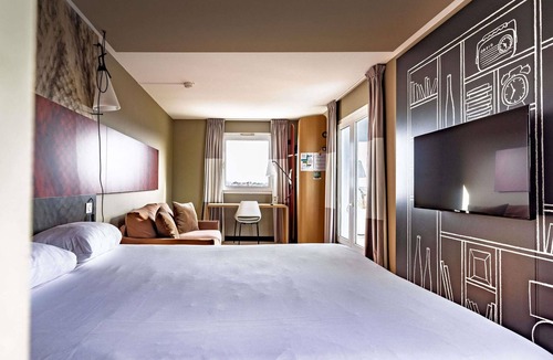 La Valette-du-Var Hotel | ibis Toulon La Valette