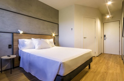 Chambray-les-Tours Hotel | ibis Tours Sud