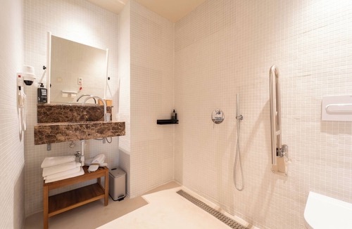 Alfafar Hotel | ibis Valencia Alfafar