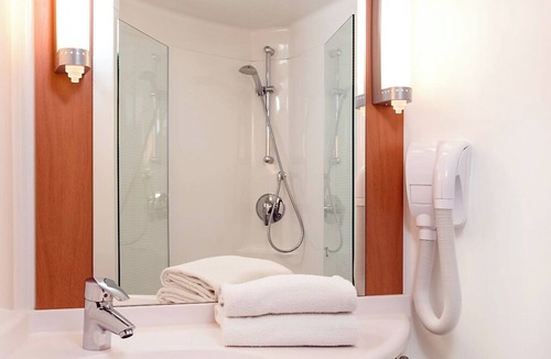 Vitre Hotel | ibis Vitré Centre