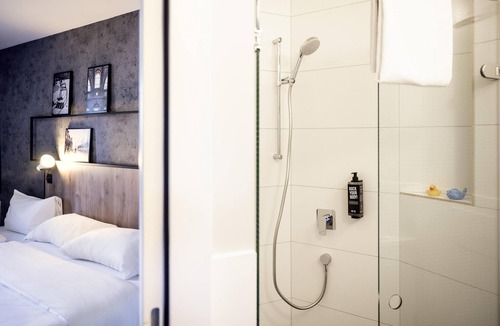 Horgen District Hotel | ibis Zurich Adliswil
