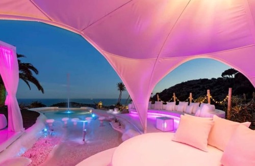 Mas Ram Villa | Ibiza Style Barcelona Villa, stunning views