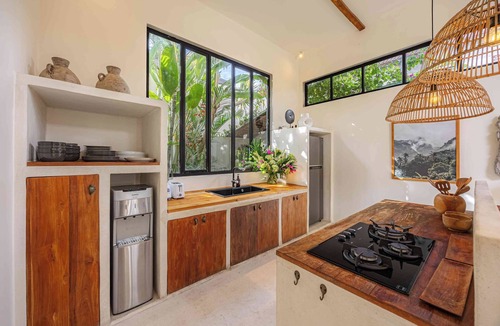 Umalas Villa | Ibiza-Style Villa with Pool in Trendy Umalas