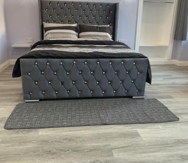 Govan Bed & Breakfast | Ibrox Argyll Inn