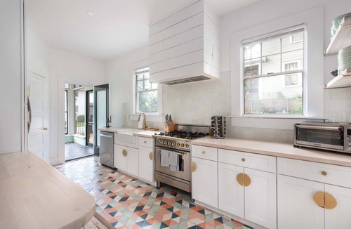 Inman Park Apartment | Ice Cream Shop