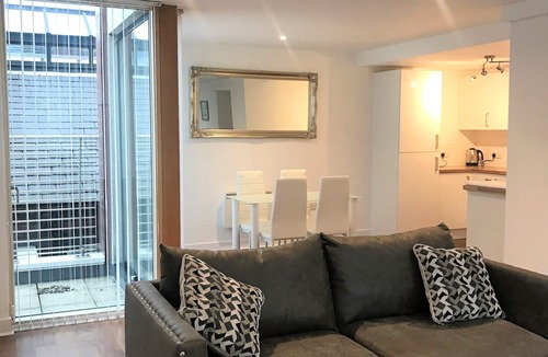 St. Thomas Hotel | Ice House Apartments