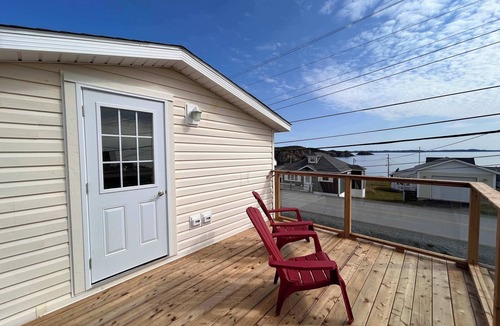 Crow Head House | Iceberg Lookout Summa