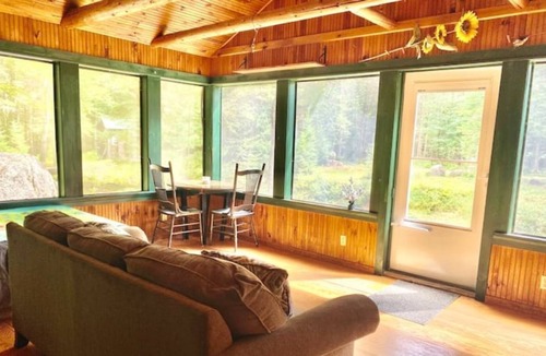 North Pole Cabin | “Iceface compound” Whiteface Mtn getaway