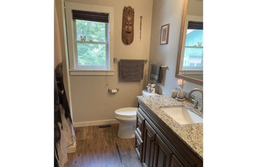 North Pole Cabin | “Iceface compound” Whiteface Mtn getaway