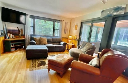 North Pole Cabin | “Iceface compound” Whiteface Mtn getaway