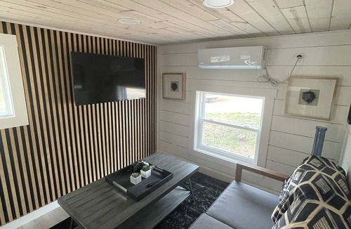 Blanco Cabin | Iceland Tiny Island Resort