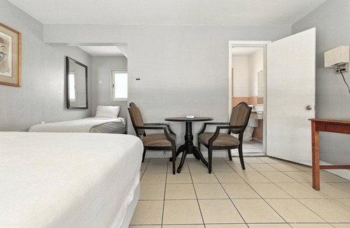 Windsor Hotel | iCheckINN Motel