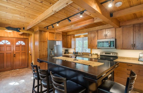 Leavenworth Cabin | Icicle Riverhaus-Cozy Riverfront Cabin Leavenworth