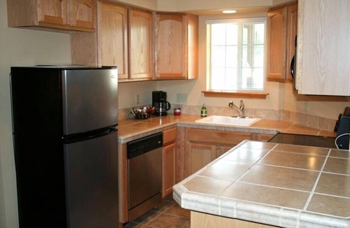 Downtown Leavenworth Condo | Icicle Village Resort, Luxury Queen Suite Condo. Just 1/2 mile from down town