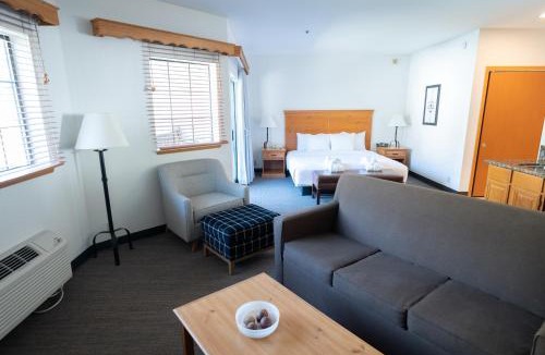 Downtown Leavenworth Resort | Icicle Village Resort