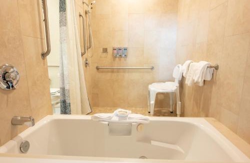 Downtown Leavenworth Resort | Icicle Village Resort