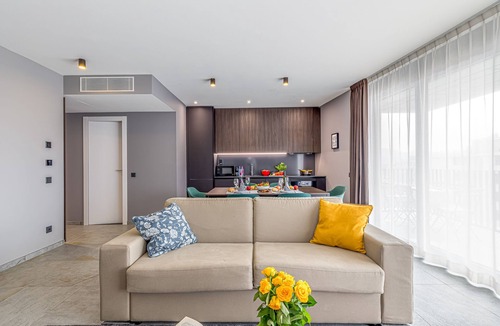 Lugano Apartment | ICON H Lugano 601 Suite Executive, Lugano, Switzerland