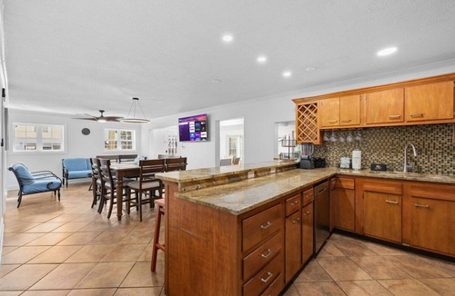 Cherry Grove Beach House | Iconic 8BR w/Rooftop Deck, Pool & Spa | Sleeps 24