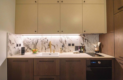 Faubourg-du-Roule Apartment | Iconic address, Quiet 1 bdrm with Private Balcony