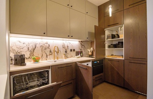 Faubourg-du-Roule Apartment | Iconic address, Quiet 1 bdrm with Private Balcony