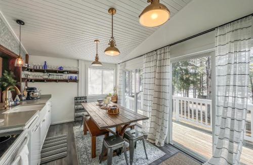 Blakeslee House | Iconic Cabin Hot tub fire pit lakefront dock pet friendly and more