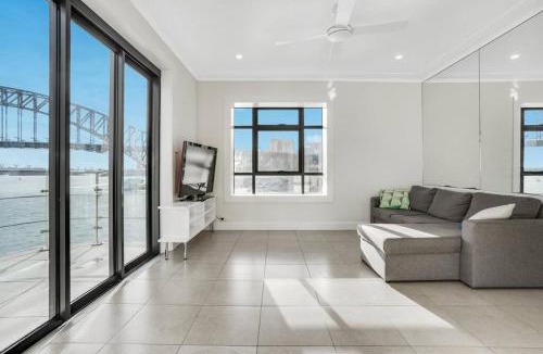 Kirribilli Apartment | Iconic Harbour Views