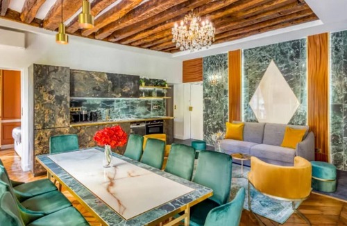 Arsenal Apartment | ICONIC PARISIAN 3-BEDROOM STAY IN THE VIBRANT MARAIS DISTRICT