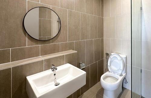 Kampung Sungai Nibong Apartment | Iconic Regency by Li