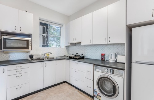 Kirribilli Apartment | Iconic Views